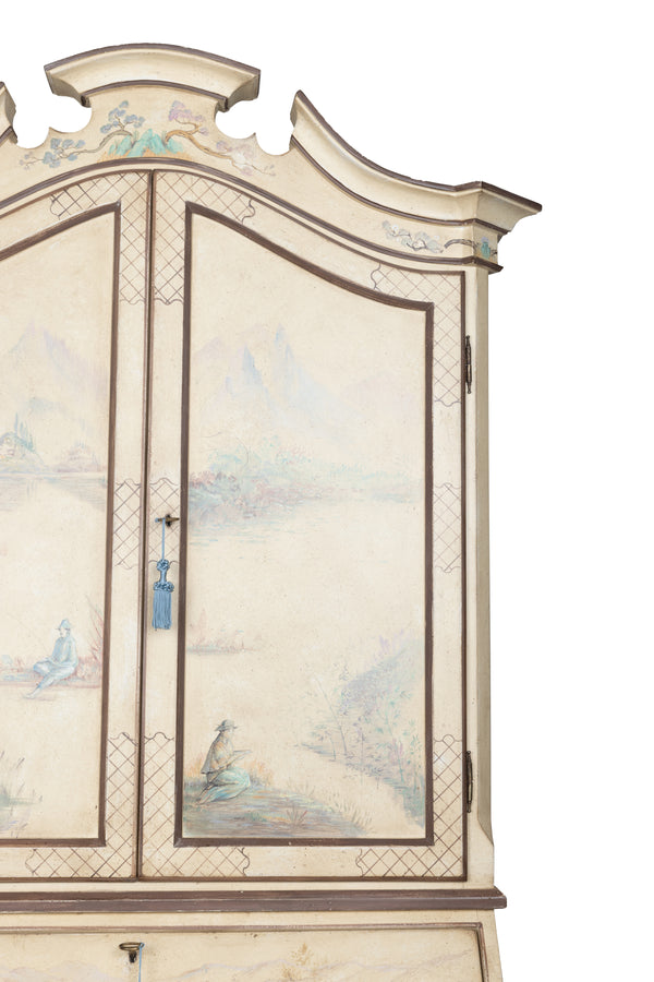 Cabinet - Doge Armoire with Chinese style and Decoration
