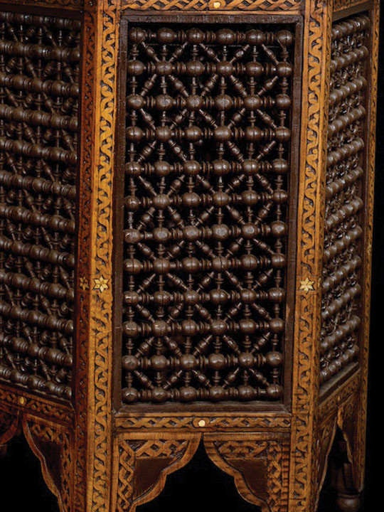 arabesque_hexangonal_table_a